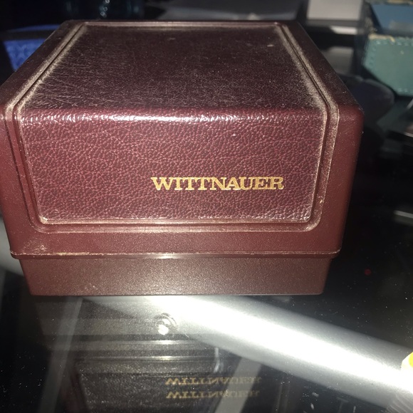 Watch - Picture 2 of 3